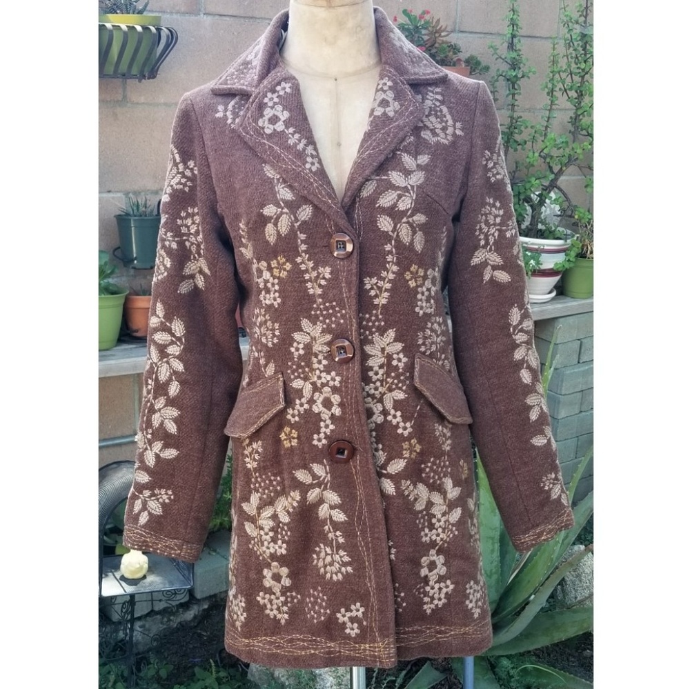 Paparazzi  Brown Embroidered Coat